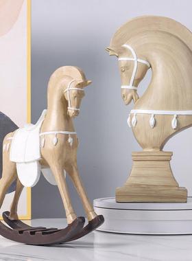 北欧仿木质纹理树脂工艺品马摆件客厅办公装饰品创意复古动物摆件