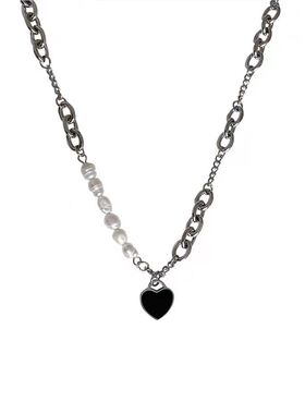 小众新款珍珠爱心装饰项链女轻奢高级感锁骨链子气质配饰