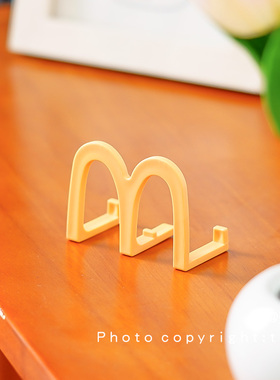 手机累了？让它靠M站会儿！支架