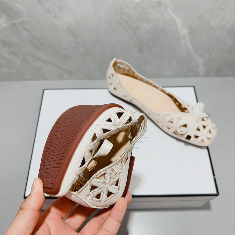 复古蝴蝶结镂空透气单鞋女夏季2025新款舒适软底浅口方头平底凉鞋,淘宝优惠券,粉丝福利购,淘宝优惠卷