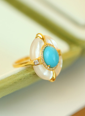 S925纯银镀18K金镶嵌白贝绿松石四爪蛋面戒指复古气质法式优美