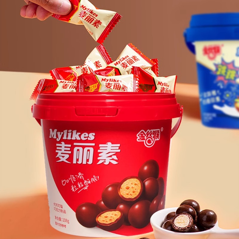 金丝猴跳跳麦丽素桶装夹心巧克力豆年货儿童糖果批发（代可可脂）