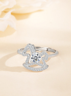 s925纯银童真木马项链女镶莫桑石欢乐摇摇马锁骨链可爱新年本命年