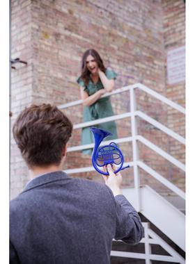 【现货】2024升级款老爸老妈浪漫史树脂蓝色圆号乐器礼物摆件