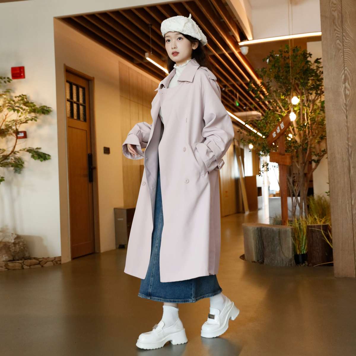 西町村屋外套女秋新款翻领收腰系带长款气质感简约风衣HC8201298,淘宝优惠券,粉丝福利购,淘宝优惠卷