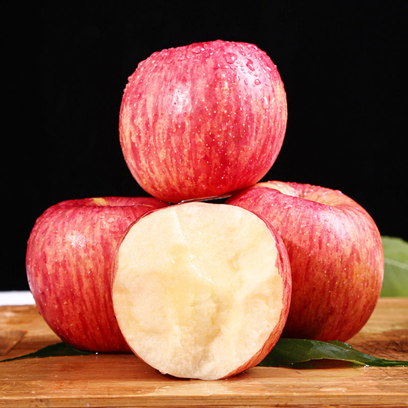  红色果园鲜苹果