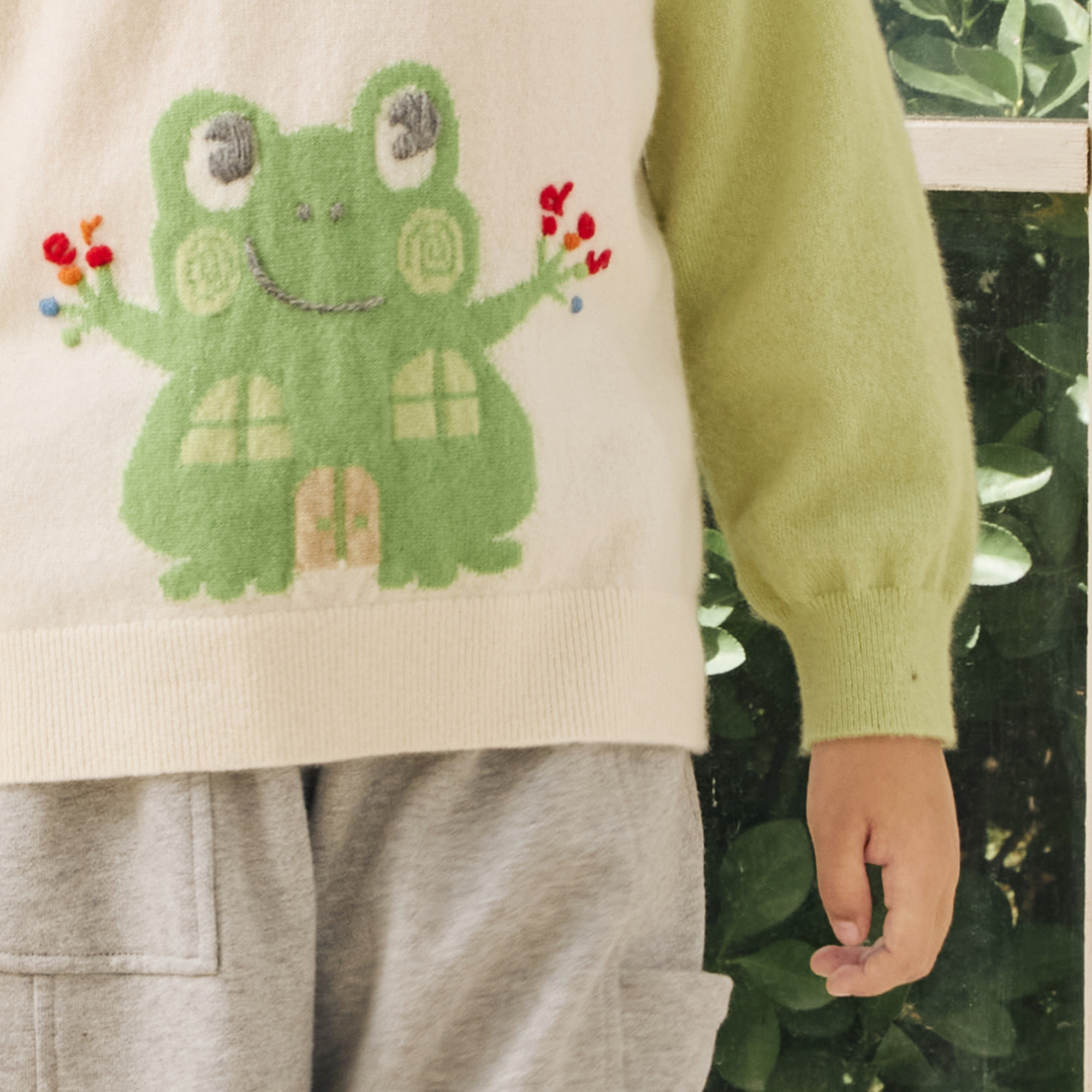 【100%山羊绒】鄂尔多斯童装26春夏新品早春圆领装饰提花儿童套衫,淘宝优惠券,粉丝福利购,淘宝优惠卷