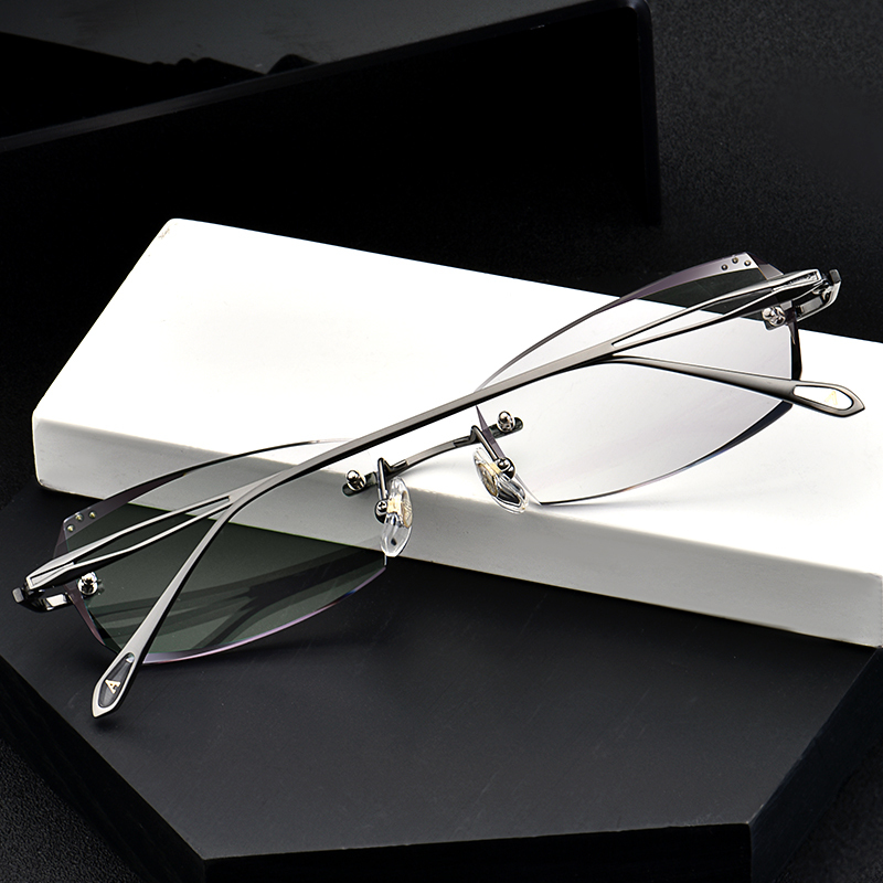 With frameless nearsighted glasses, anti radiation men and women flat light, anti blue light radiation look at mobile phone, computer, eye protection