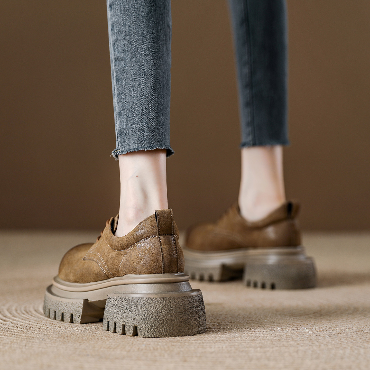 真皮厚底大头女鞋2025秋新款英伦风小皮鞋系带复古单鞋小个子增高,淘宝优惠券,粉丝福利购,淘宝优惠卷