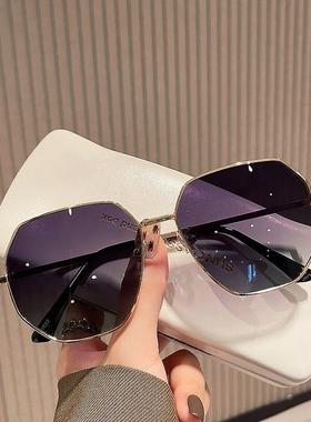 透明蓝色偏光太阳镜男士多边形开车墨镜潮海边旅行眼镜女圆脸旅游