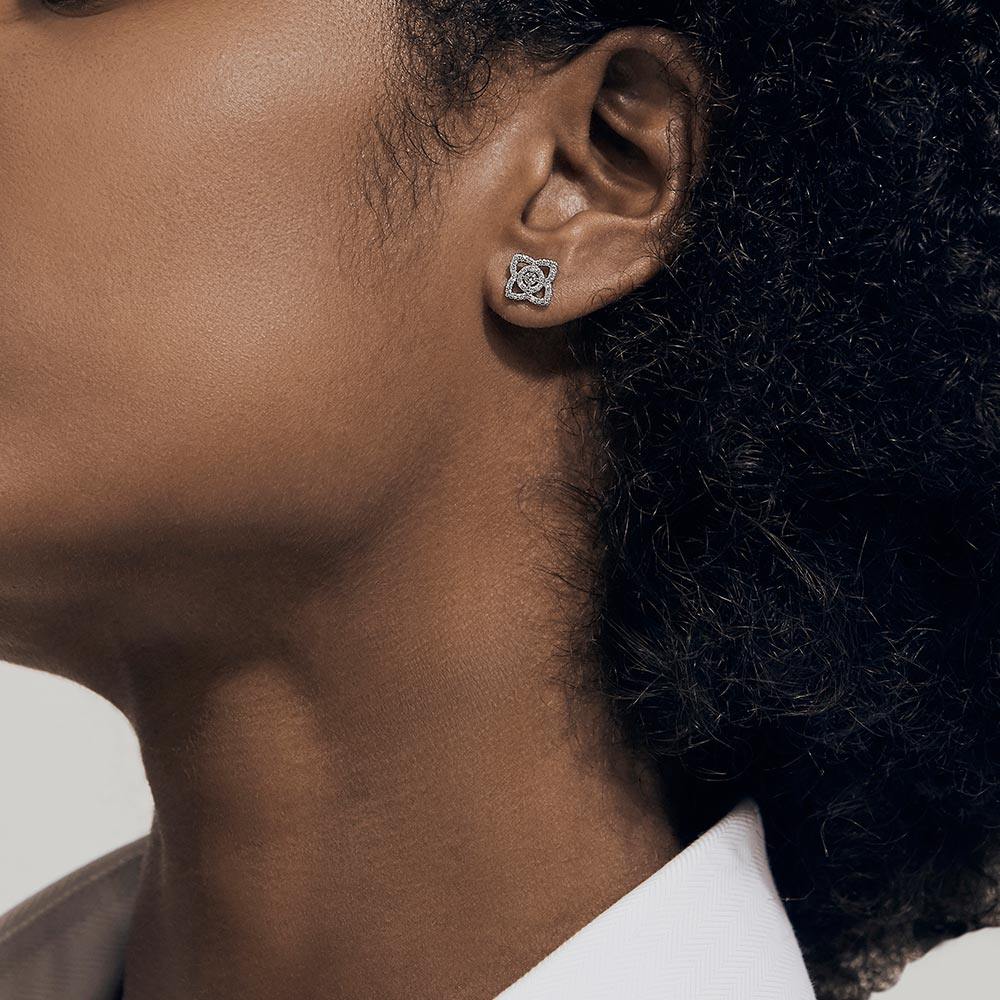 De Beers 戴比尔斯 Enchanted Lotus 莲花18K白金钻石耳钉,淘宝优惠券,粉丝福利购,淘宝优惠卷