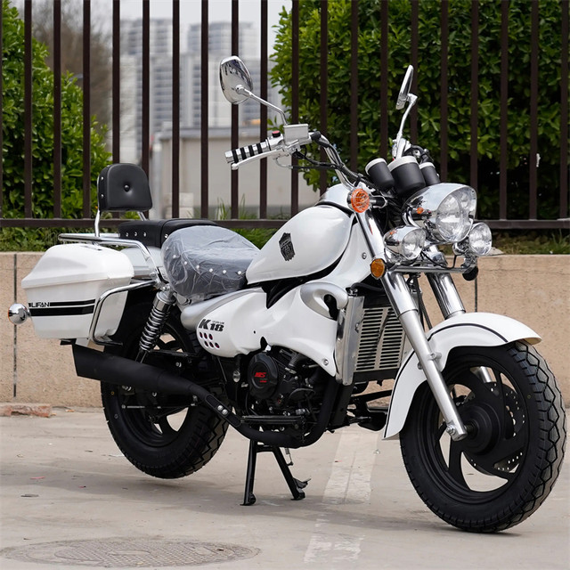 Qianjiang Storm Prince 150 retro cruise motorcycle