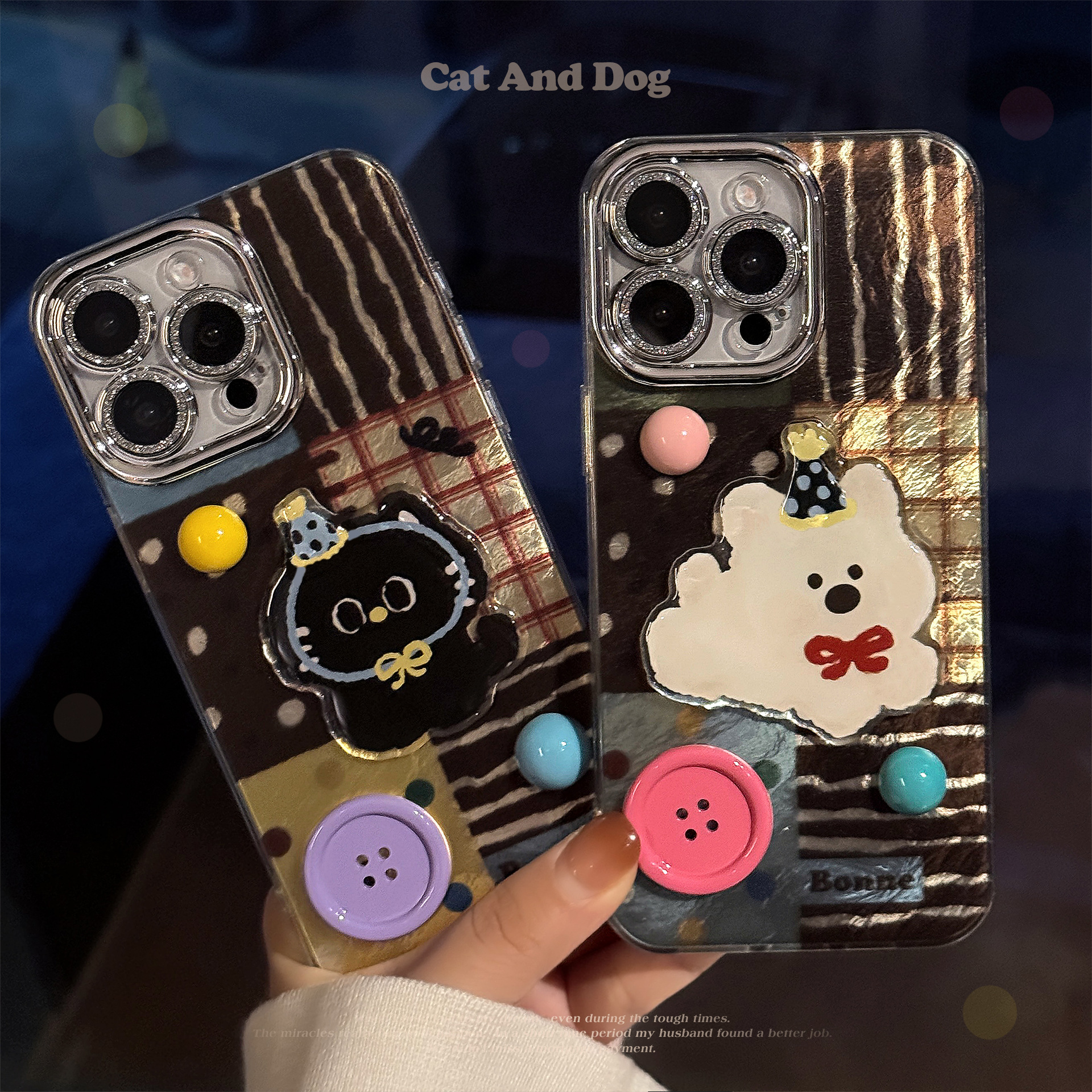 适用于苹果16promax秋冬新款手机壳16Pro复古韩系条纹iPhone15可爱猫狗支架14promax镜头保护13Pro情侣手机壳