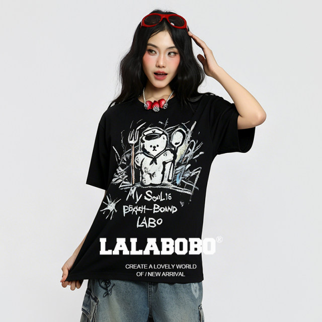 LALABOBO ລະດູຮ້ອນຄັ້ງທີ 26 ເສື້ອຍືດແຂນສັ້ນຂອງຜູ້ຍິງສີຂາວອອກໃໝ່ ເສື້ອຍືດທີ່ເປັນມິດກັບຜິວໜັງ