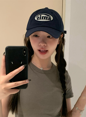 显白红色棒球帽子女韩版ins百搭休闲软顶鸭舌帽显脸小潮大头围潮