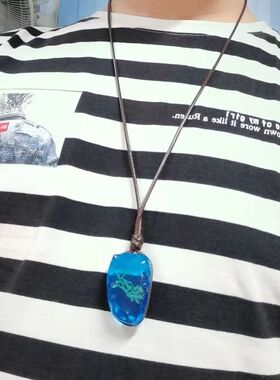 奥特曼高斯水晶辉石树脂工艺吊坠水晶学生必收藏版男女朋友佩戴品