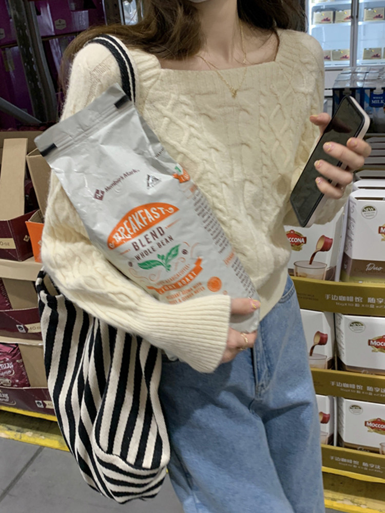 2021方领个性外穿毛线衣 showywien毛针织衫