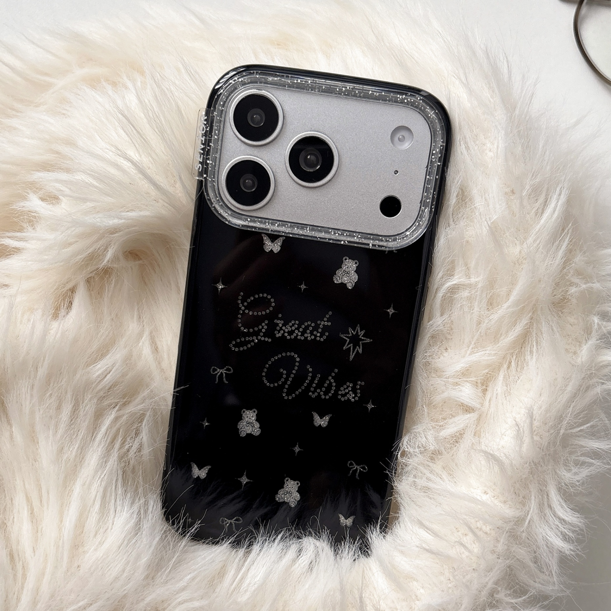 鎏金黑白兔适用于苹果16时尚创意手机壳ins风新款17系列手机保护壳15pro手机保护套,淘宝优惠券,粉丝福利购,淘宝优惠卷