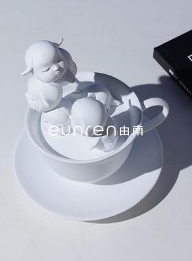 现代简约卡通可爱萌娃精灵摆件软装家居儿童房样板间客厅创意摆设