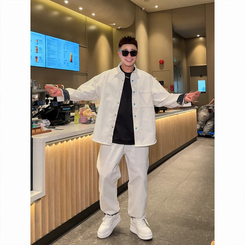 春夏新款男士牛仔套装男时尚纽扣长袖衬衫卷边弯刀裤运动休闲套装 - 图3