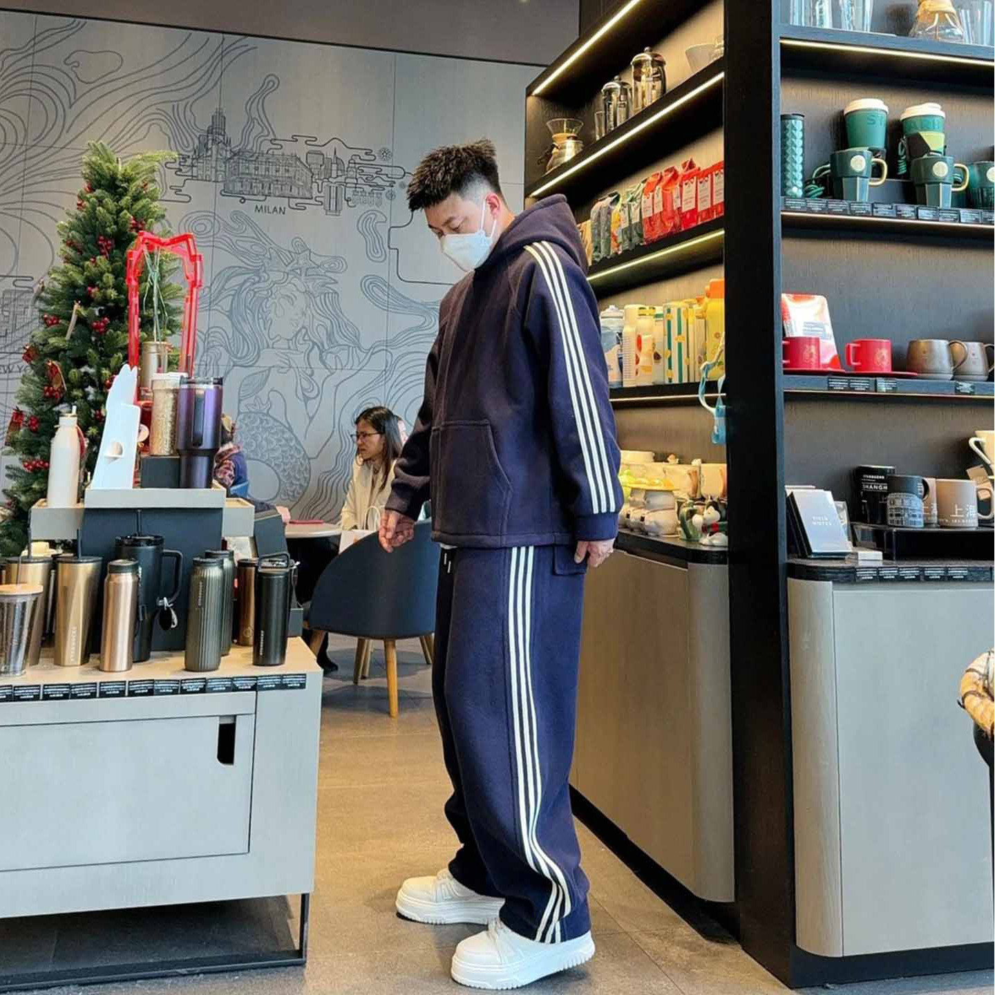 2025冬季新款摇粒绒休闲运动套装男宽松百搭连帽卫衣阔腿裤两件套,淘宝优惠券,粉丝福利购,淘宝优惠卷