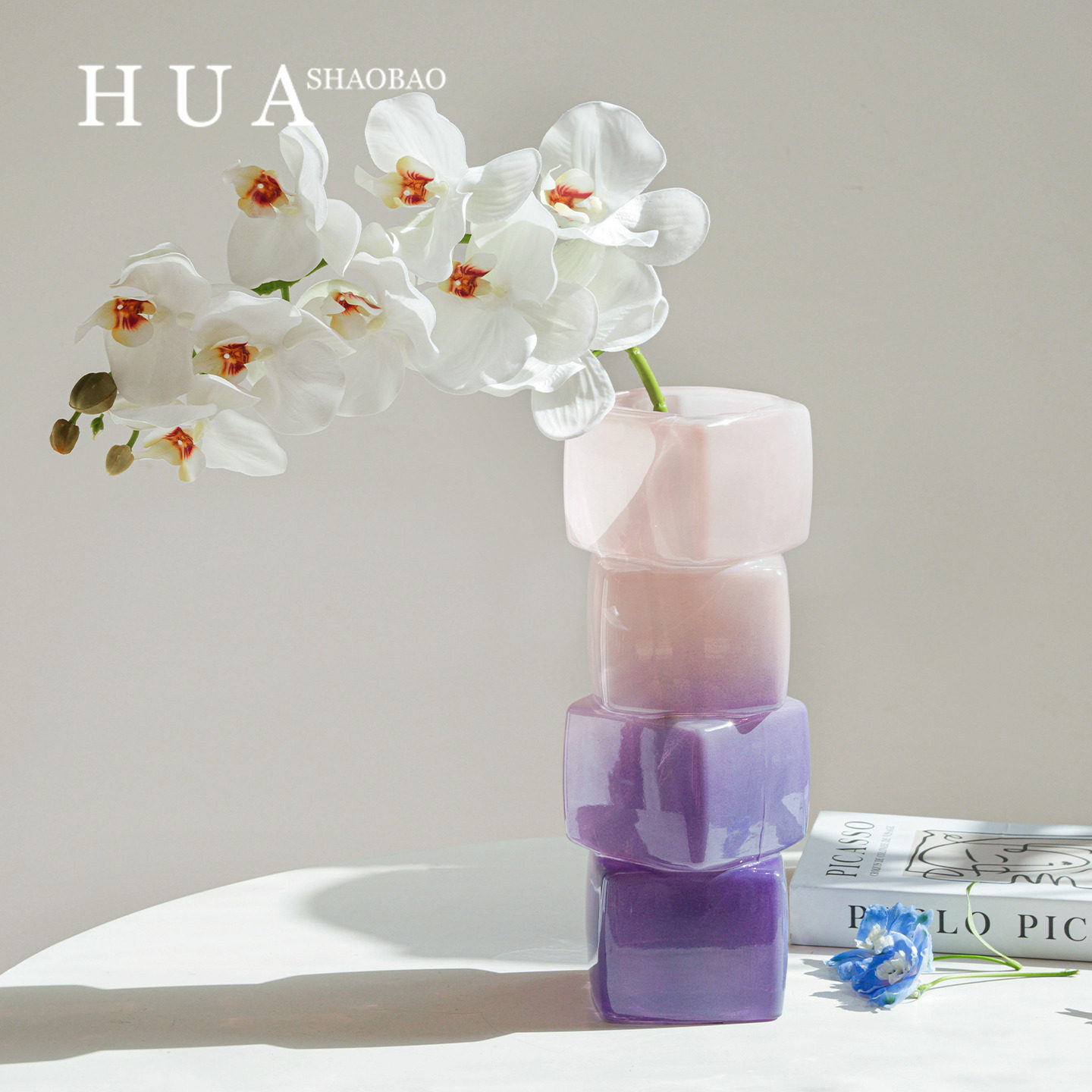 渐变中古风蓝色几何方块花瓶餐桌软装酒店电视柜台面装饰玻璃摆件,淘宝优惠券,粉丝福利购,淘宝优惠卷