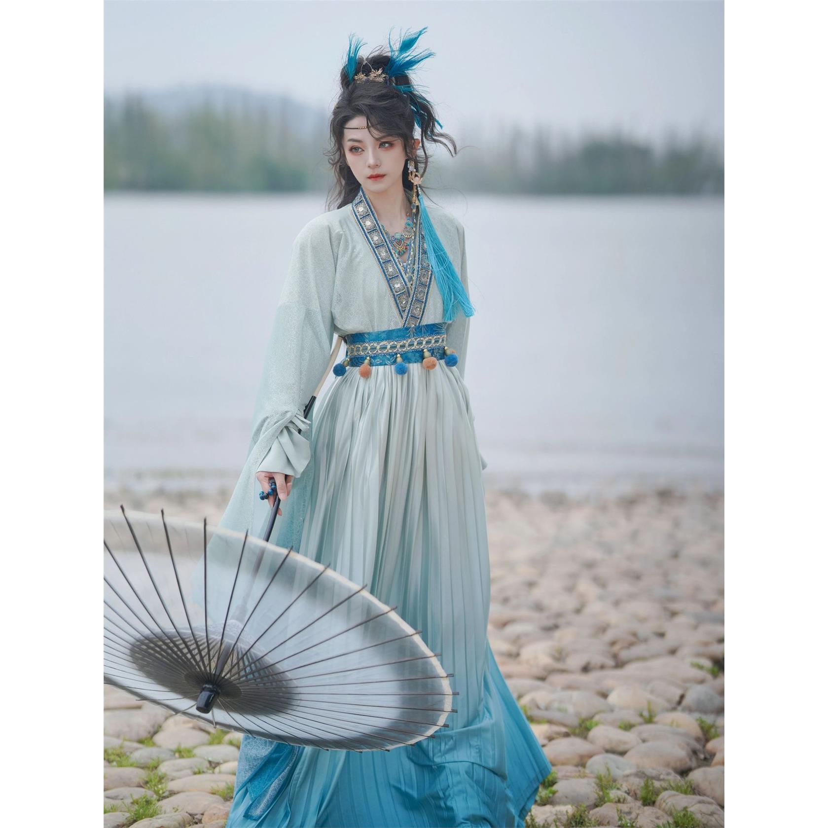 Genuine original exotic style cape gorgeous