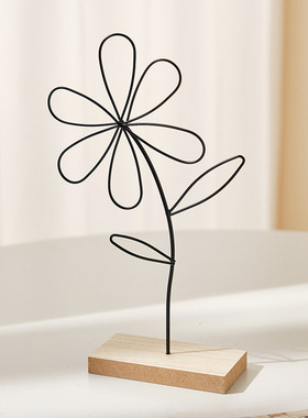 北欧ins风铁艺小花朵摆件创意家居桌面装饰品玄关酒柜金属工艺品