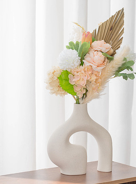 北欧陶瓷花瓶创意家居摆件白色素烧ins风高颜值高级感简约干花器