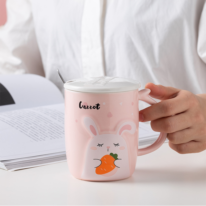 创意陶瓷马克杯 带盖勺高颜值可爱兔子家用办公送礼咖啡水杯