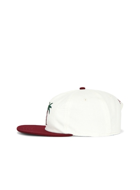 Malbon Golf白色帆布刺绣平檐弯檐棒球帽休闲风秋冬新品REVOLVE