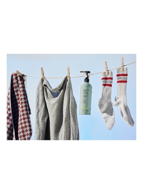 Guests on Earth LAUNDRY DETERGENT FULL BOTTLE 洗衣液正装  :