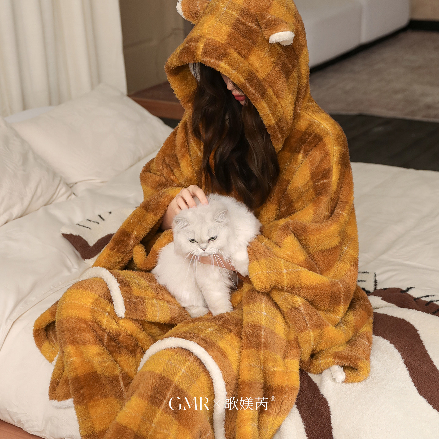 冬季睡衣女珊瑚绒连帽斗篷午休披风秋冬款睡袍加厚保暖毛绒家居服,淘宝优惠券,粉丝福利购,淘宝优惠卷