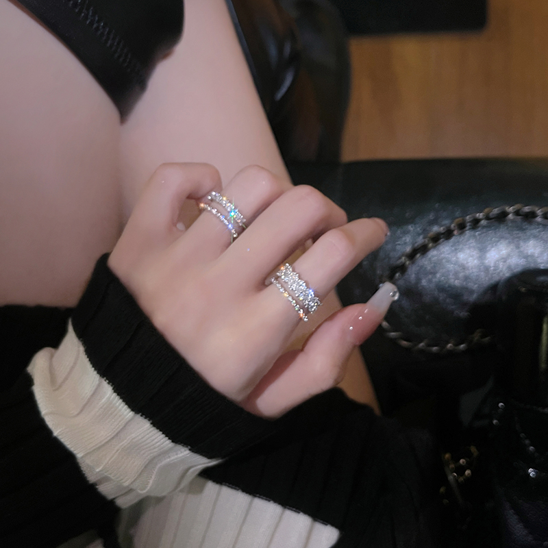 指间星光~轻奢小众精致锆石戒指女冷淡风高级感设计指环2024新款