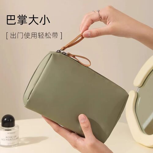 新款化妆包女便携式手包旅行小号收纳袋化妆品口红收纳包高端防水 - 图3