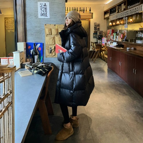 黑金鹅绒羽绒服女中长款2025冬季新款韩版连帽小个子超好看面包服 - 图1