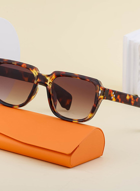 铆钉款不挑人欧美时尚太阳镜女潮跨境街拍眼镜男INS墨镜sunglass