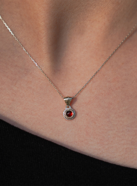 日本制气质宝石日系锁骨链项链女