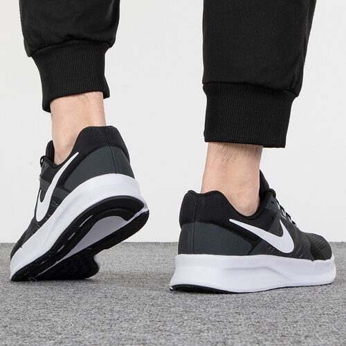 Nike耐克RUN SWIFT 3男公路跑步鞋网面透气缓震运动鞋DR2695-002 - 图1