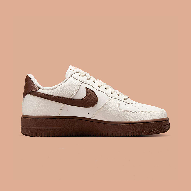 Nike耐克空军一号女鞋Air Force 1 米白棕AF1 低帮板鞋IM3378-122 - 图0