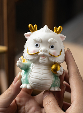 疯猴陶瓷摆件可爱桌面吉祥物龙