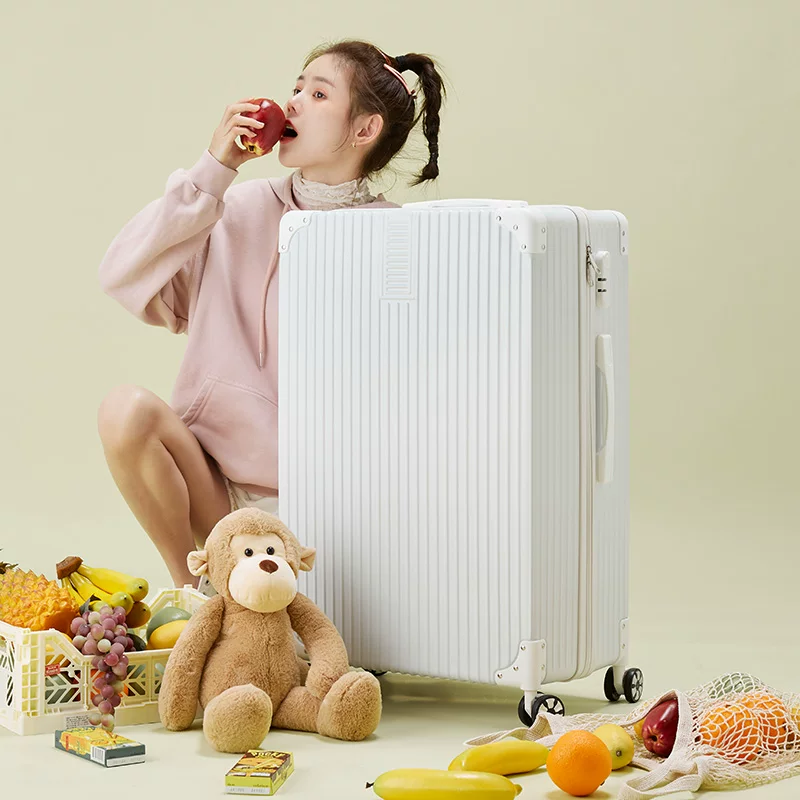 唐狮史努比联名款轻便耐用大容量行李箱