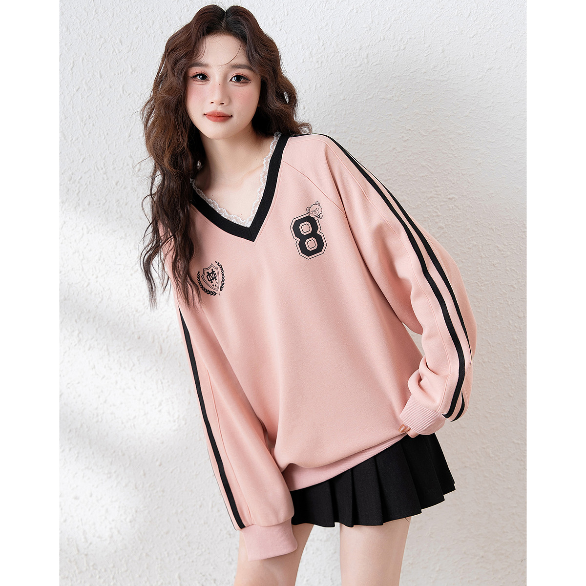 唐狮春秋新款女卫衣V领蕾丝运动风休闲宽松蓝色设计感超好看tuTA,淘宝优惠券,粉丝福利购,淘宝优惠卷