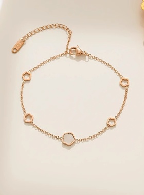 欧美钛钢韩版时尚白贝镂空小花朵手链女潮个性简约百搭锁骨链