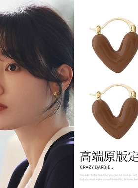 新品耳环爱心耳扣女感小众ins风设计蓝色心形耳饰法式简约百搭