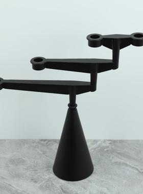 烛光晚餐道具摆件北欧式浪漫复古铁艺样板间装饰品长臂旋转蜡烛台