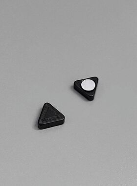 韩版暗纹三角无耳洞磁吸耳钉男生