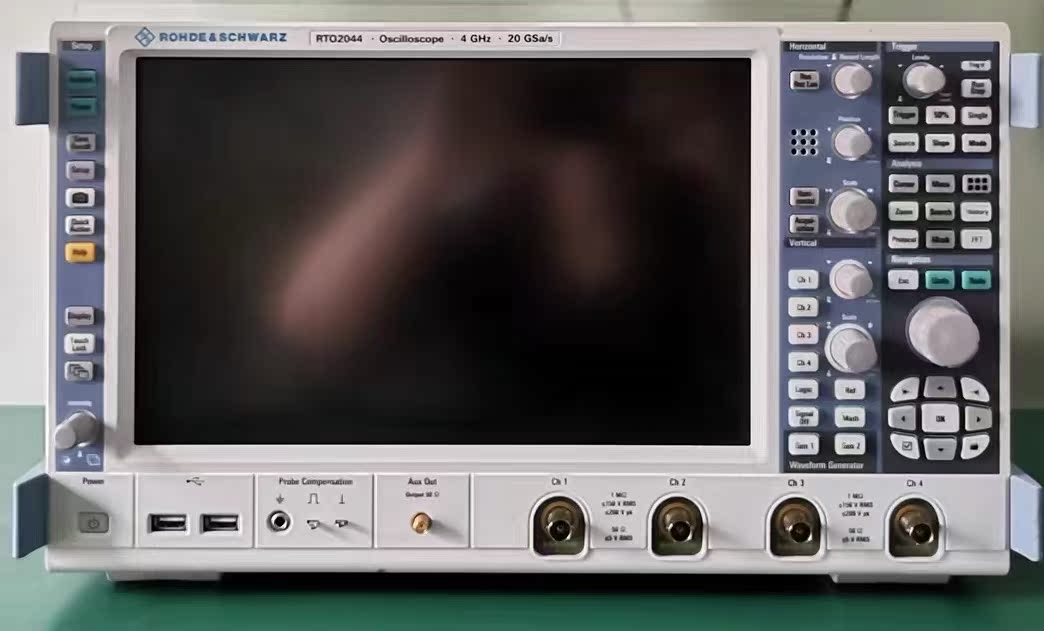 出售回收罗德与施瓦茨R&S RTO2002 RTO2004 RTO2012示波器-图1