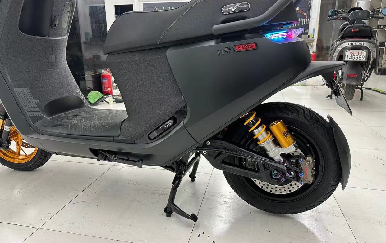 小牛九号E200P E300P NQI M85C 改装减震 欧林斯后减震 OHLINS - 图1