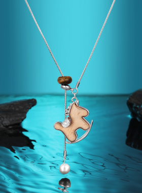 马上好运本命年木质小马钛钢项链